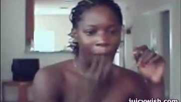 Amateur black girl shows her tits